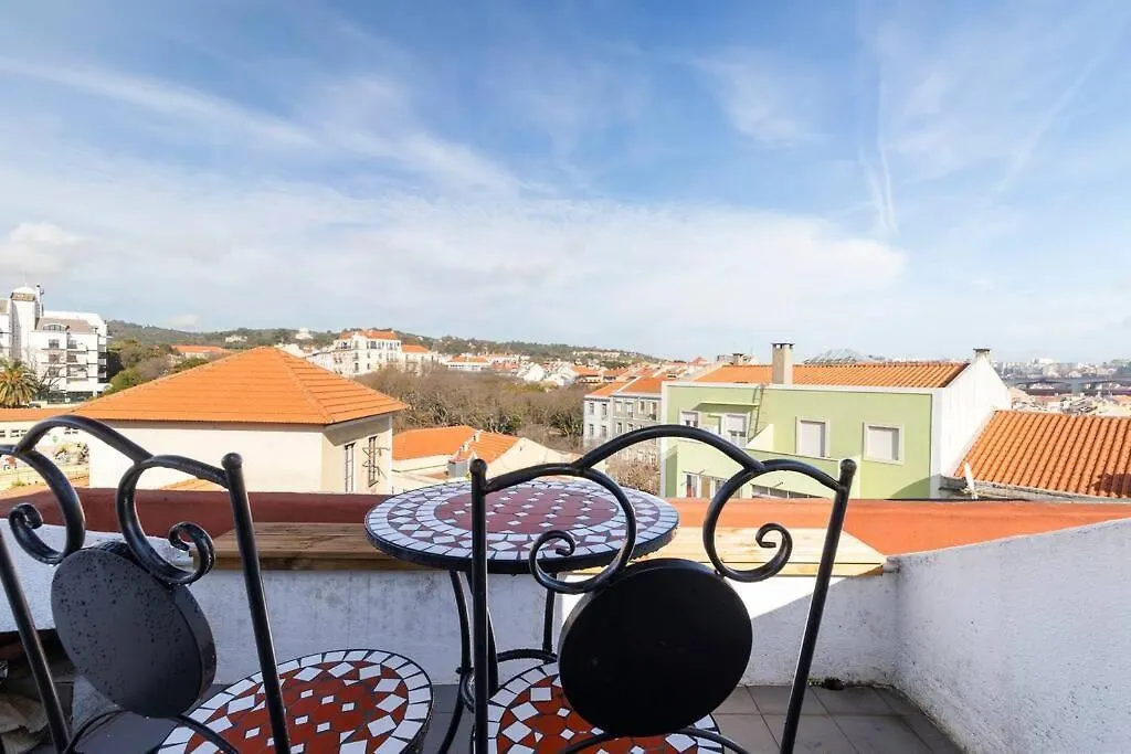 Romantic Rooftop Apart W/ River View Ac Heating Apartment Lisbon 0*,  Portugal