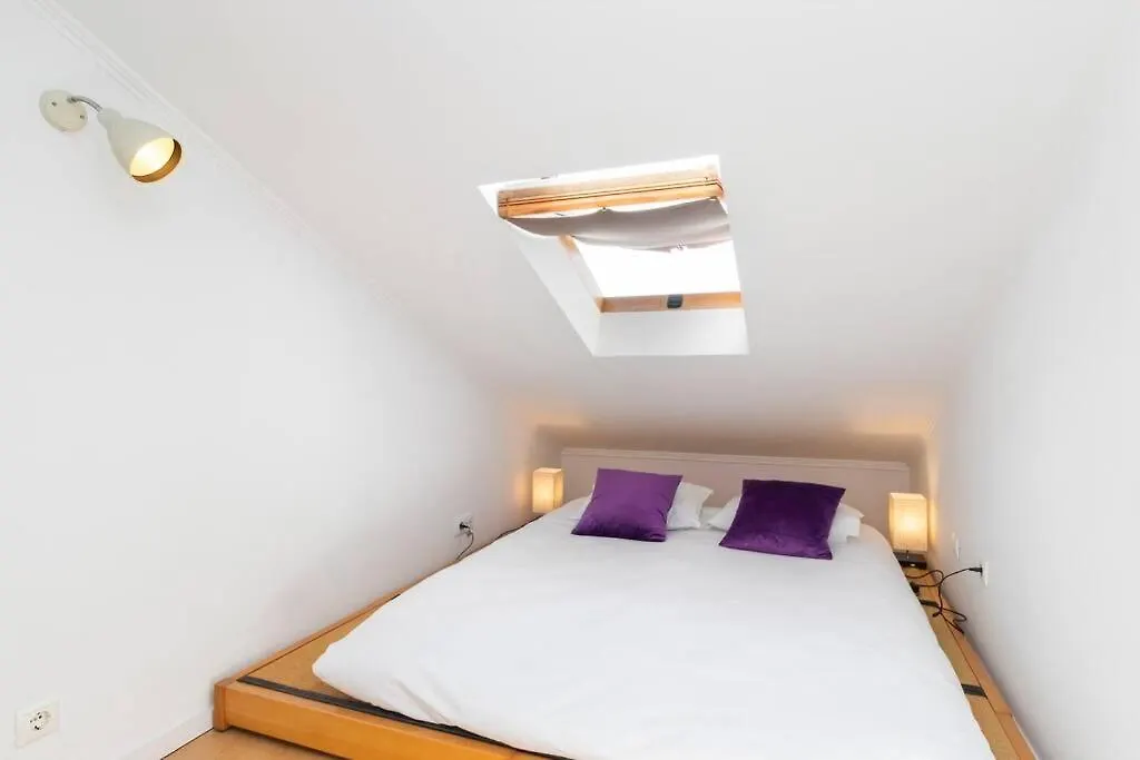 Romantic Rooftop Apart W/ River View Ac Heating Apartment Lisbon