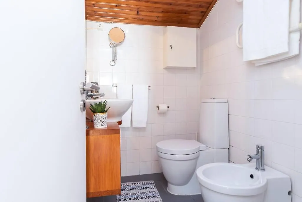 Romantic Rooftop Apart W/ River View Ac Heating Apartment Lisbon 0*,