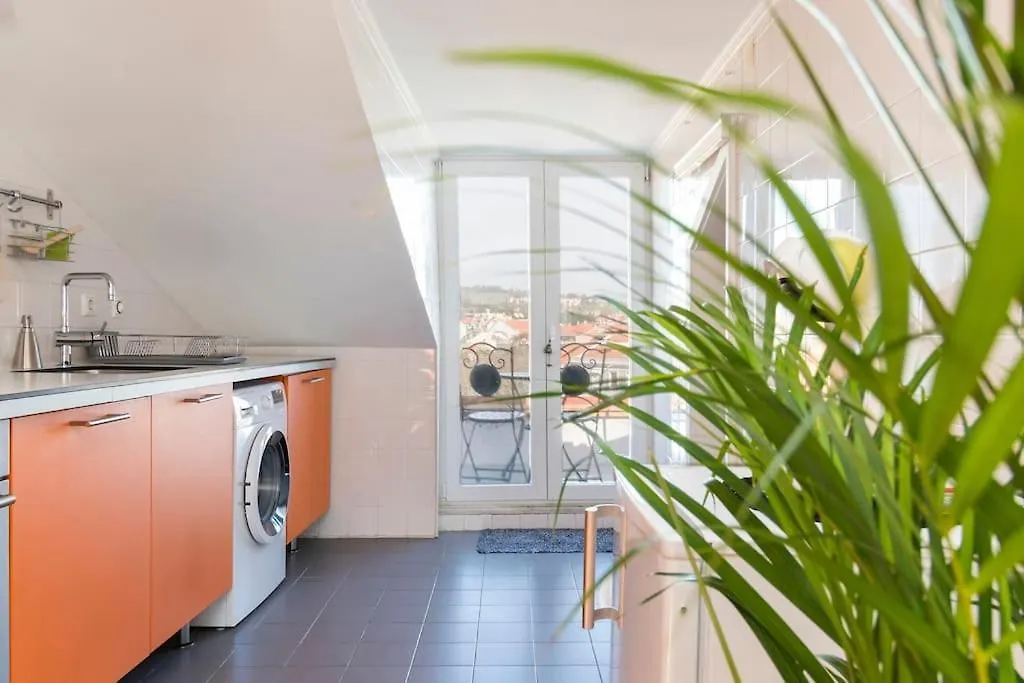 Romantic Rooftop Apart W/ River View Ac Heating Apartment Lisbon