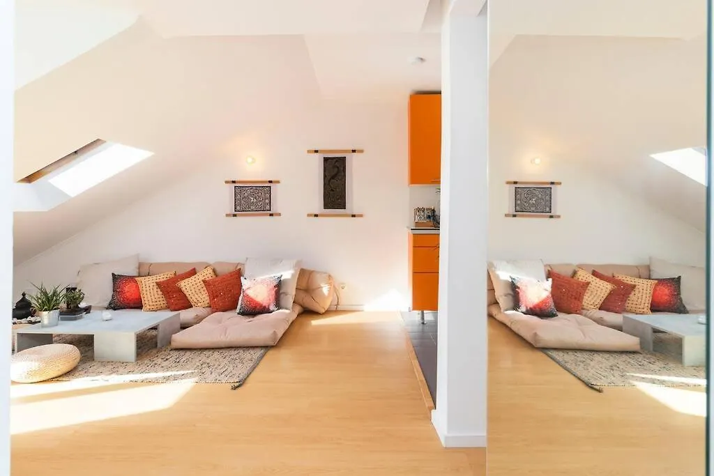 Romantic Rooftop Apart W/ River View Ac Heating Apartment Lisbon