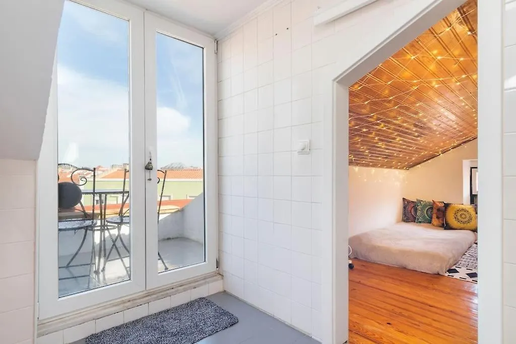 Romantic Rooftop Apart W/ River View Ac Heating Apartment Lisbon 0*,
